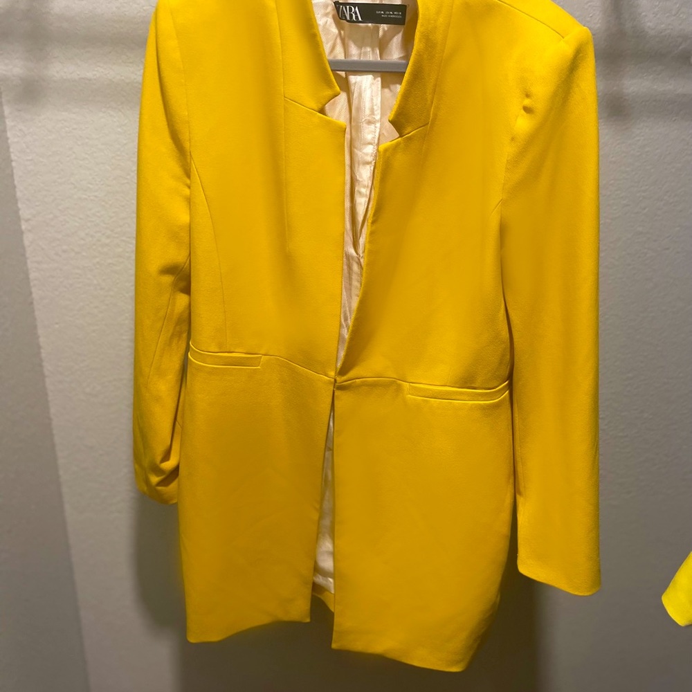 Yellow blazer from Zara size large
